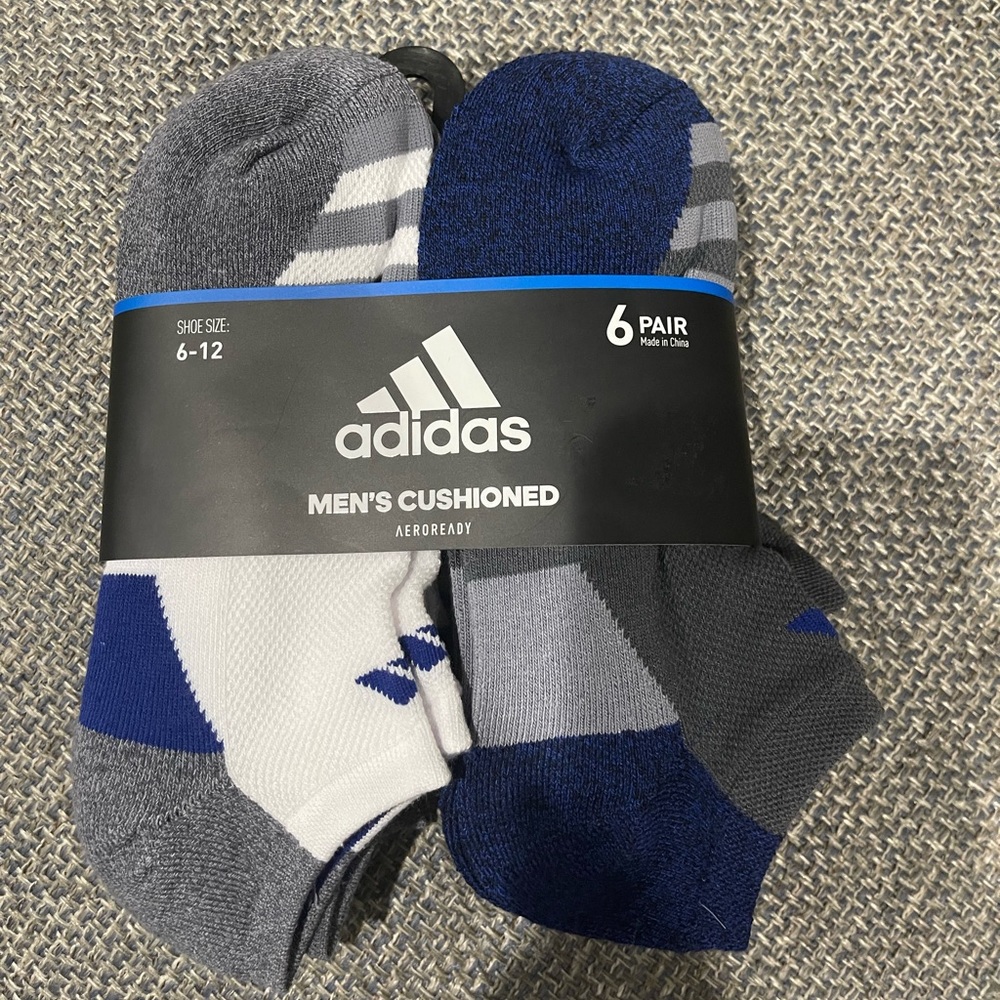 Mens Adidas low cut sox